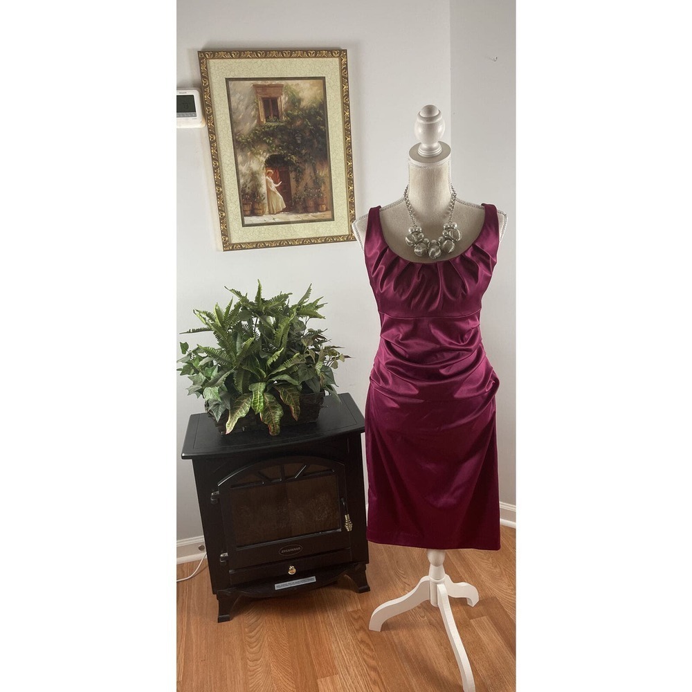 Suzi Chin Dress Women Ruched Plum Satin Round‎ Neck Back Zip Sleeveless Party